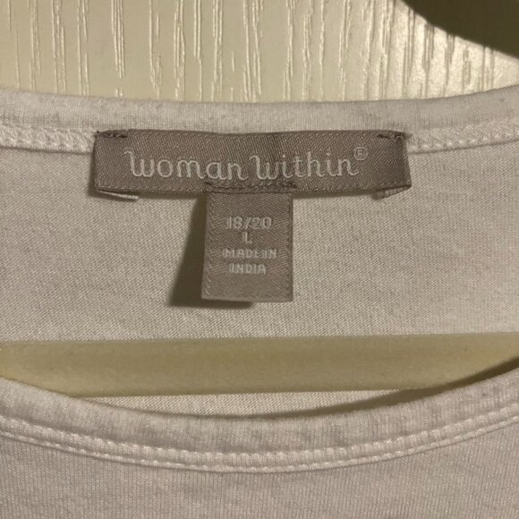 Vintage Embroidered T-Shirt - Picture 3 of 3